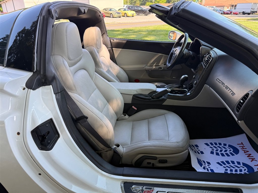 Used 2013 Chevrolet Corvette Coupe w/ 3LT Preferred Equipment Group RWD image 50