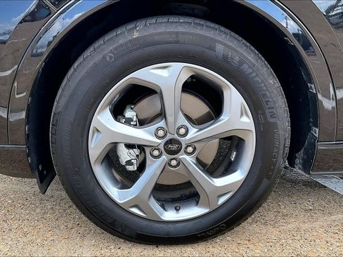Used 2024 Ford Escape ST-Line w/ Tech Pack #1 FWD image 7