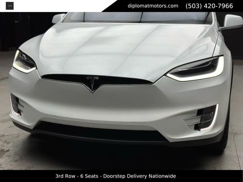 Used 2017 Tesla Model X 75D image 13