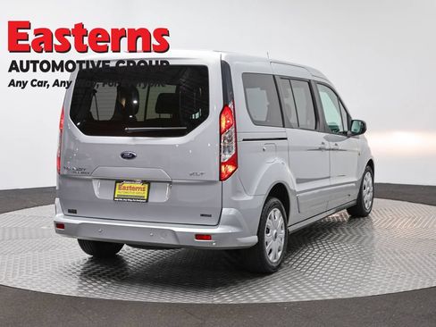 Used 2021 Ford Transit Connect XLT FWD image 5