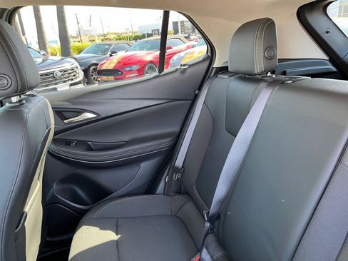 Used 2025 Buick Encore GX Preferred image 39