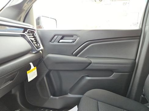 New 2026 GMC Canyon Elevation w/ Convenience Package image 32