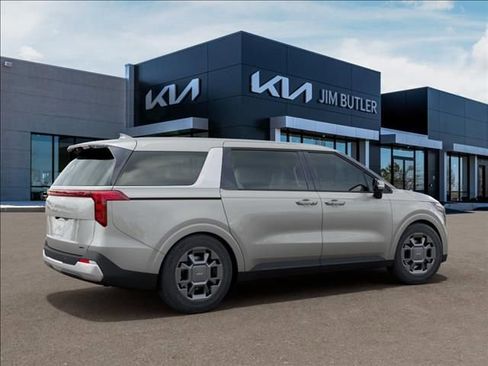 New 2026 Kia Carnival EX FWD image 6