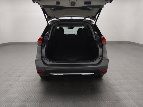 Used 2020 Nissan Rogue SV FWD image 29