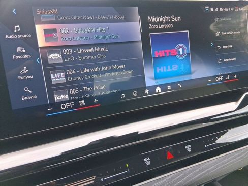 Used 2026 BMW 530i w/ Premium Package RWD image 23