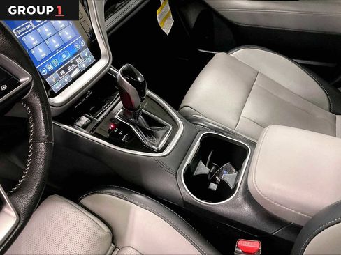 Used 2024 Subaru Outback Limited AWD/4WD image 17