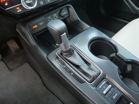 Used 2024 Honda Civic Touring image 31