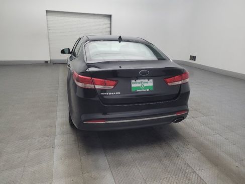 Used 2017 Kia Optima LX w/ Driver Convenience Package FWD image 6