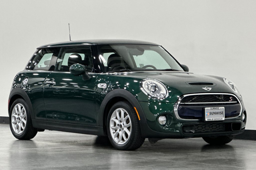 Used 2015 MINI Cooper S FWD image 2