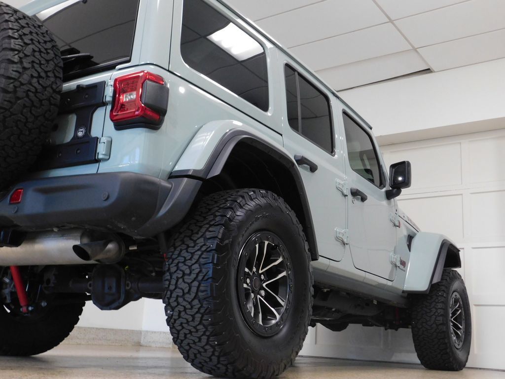 Used 2024 Jeep Wrangler Unlimited Rubicon AWD/4WD image 70