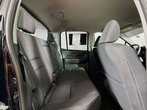 Certified 2025 Honda Ridgeline Sport image 32