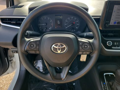 Used 2024 Toyota Corolla LE image 24