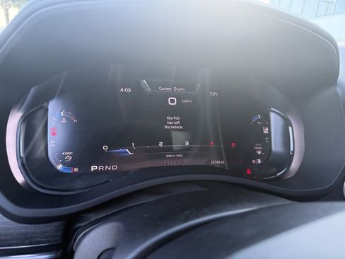 Used 2024 RAM 2500 Limited image 27