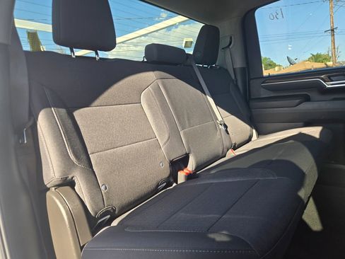 Used 2025 Chevrolet Silverado 3500 LT w/ Convenience Package image 17