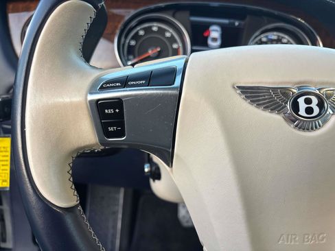 Used 2016 Bentley Continental GT image 15