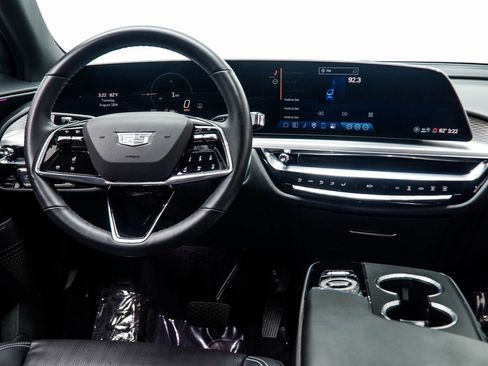 Used 2024 Cadillac Lyriq Sport RWD image 17