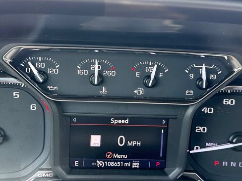 Used 2021 GMC Sierra 1500 SLT w/ SLT Premium Plus Package AWD/4WD image 18