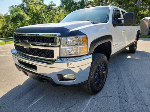 Used 2014 Chevrolet Silverado 3500 LTZ w/ LTZ Plus Package image 3