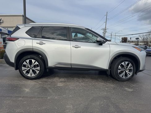 Used 2023 Nissan Rogue SV w/ SV Premium B Package image 1