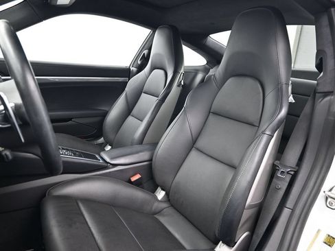 Used 2015 Porsche 911 Carrera 4S AWD/4WD image 5