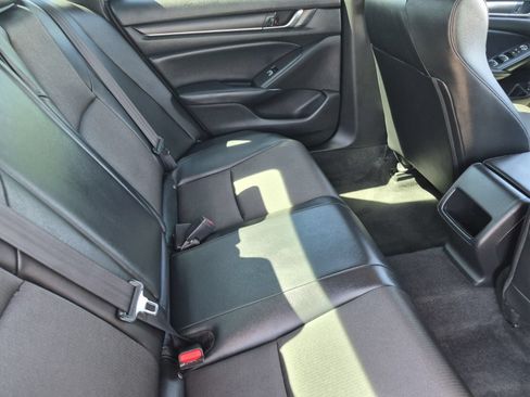 Used 2022 Honda Accord Sport image 14