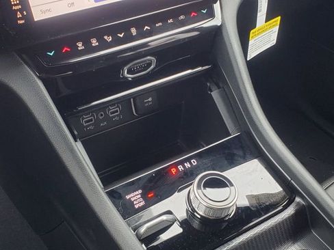 New 2026 Jeep Grand Cherokee Limited AWD/4WD image 13
