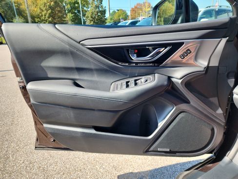 Used 2022 Subaru Outback Limited image 18