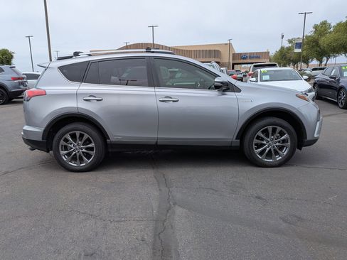 Used 2018 Toyota RAV4 Limited w/ Advanced Technology Package AWD/4WD image 4