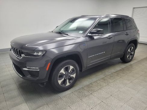Used 2022 Jeep Grand Cherokee Limited 4xe image 2