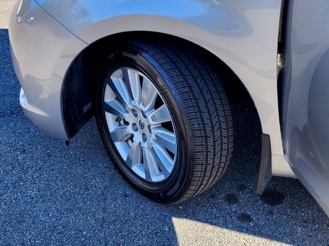 Used 2017 Toyota Sienna XLE Premium w/ Outdoor Package AWD/4WD image 35