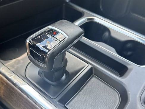 Certified 2023 Chevrolet Silverado 1500 High Country w/ High Country Premium Package AWD/4WD image 18
