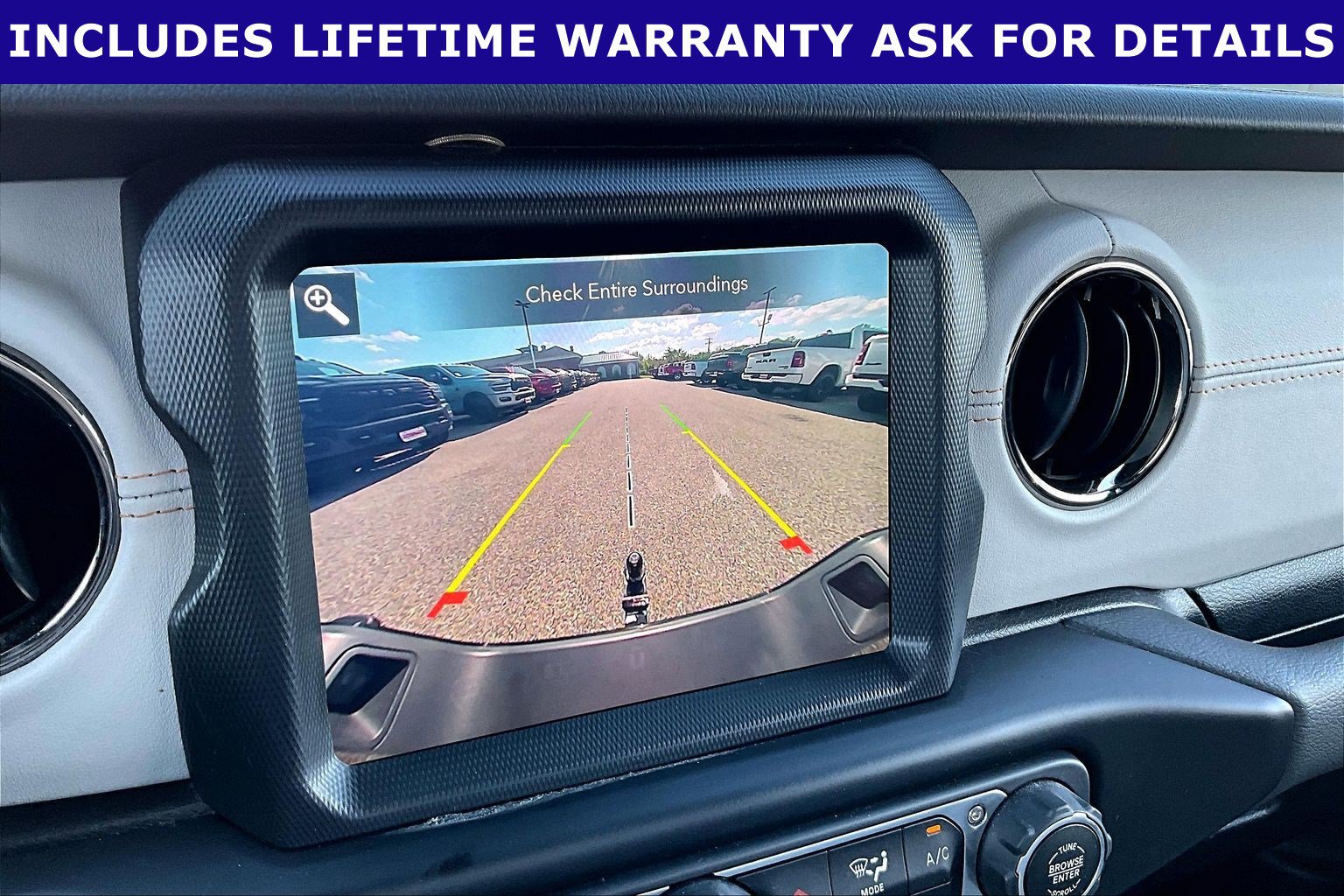 Used 2022 Jeep Gladiator Overland AWD/4WD image 18