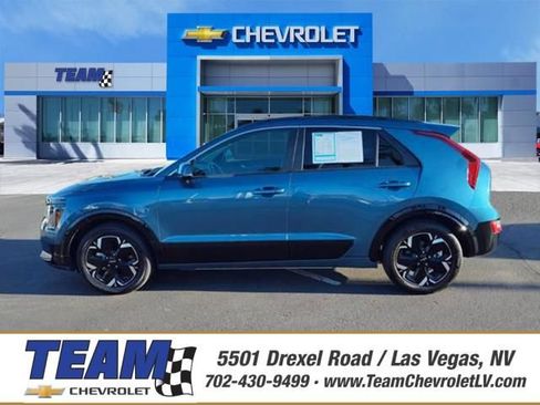 Used 2023 Kia Niro Wind w/ Wind Preserve Package FWD image 1