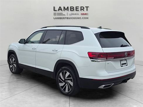 Used 2026 Volkswagen Atlas SE AWD/4WD image 3