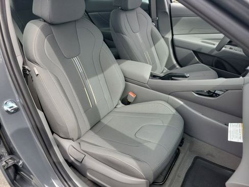 New 2026 Hyundai Elantra Sport FWD image 20