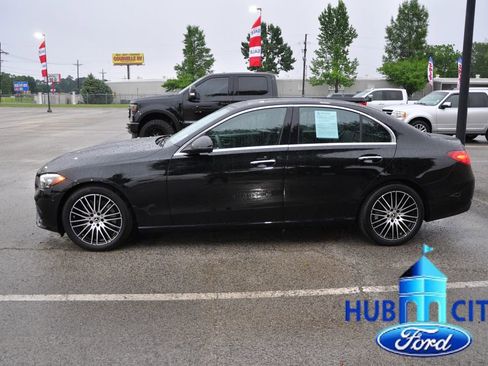 Used 2025 Mercedes-Benz C 300 Sedan image 2