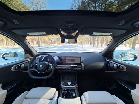 New 2026 BMW X3 xDrive30 w/ Convenience Package image 2