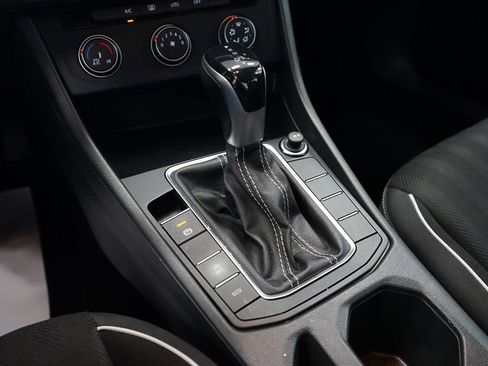 Used 2022 Volkswagen Jetta Sport FWD image 34