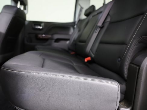 Used 2017 GMC Sierra 1500 SLT w/ SLT Premium Package image 3