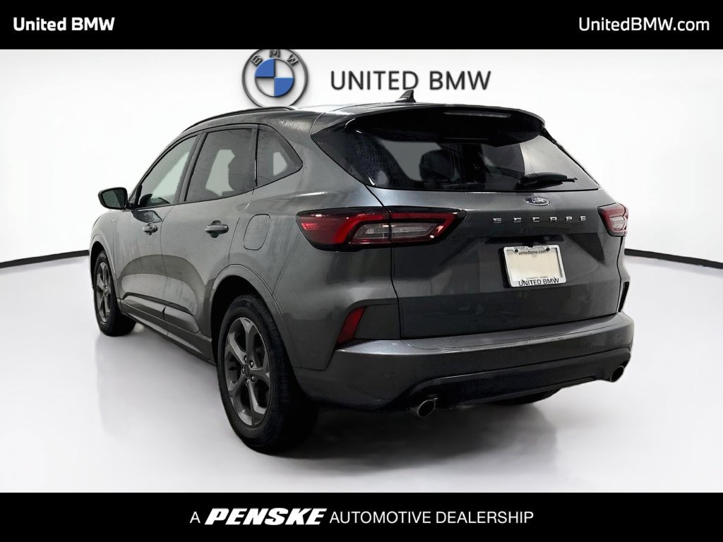 Used 2023 Ford Escape ST-Line w/ Tech Pack #1 FWD image 7