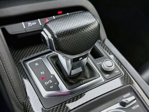 Used 2018 Audi R8 V10 plus AWD/4WD image 20