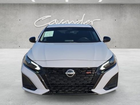 Used 2023 Nissan Altima 2.5 SR AWD/4WD image 18