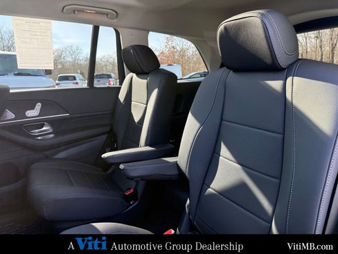 Certified 2026 Mercedes-Benz GLS 450 4MATIC image 22