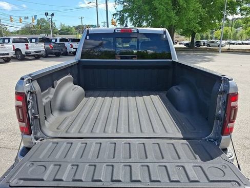 Used 2022 RAM 1500 Limited w/ Body Color Bumper Group AWD/4WD image 32