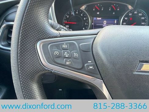 Used 2022 Chevrolet Equinox LT FWD image 16