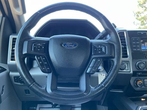 Used 2015 Ford F150 XLT w/ Equipment Group 301A Mid AWD/4WD image 20