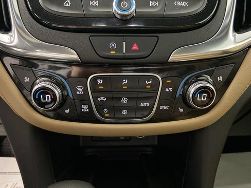 Certified 2022 Chevrolet Equinox Premier AWD/4WD image 18