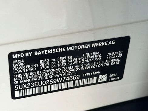 Used 2025 BMW X5 xDrive40i w/ Climate Comfort Package image 44