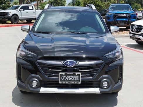 Used 2025 Subaru Outback Touring XT AWD/4WD image 2