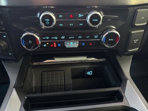 Used 2025 Ford F450 Lariat w/ Lariat Ultimate Package image 23